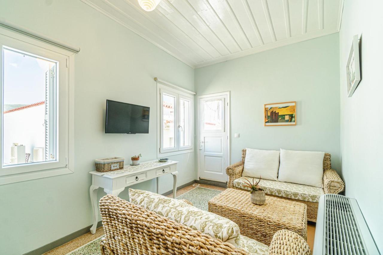 Castel Abaso Boutique Apartments By Explore Andros Экстерьер фото