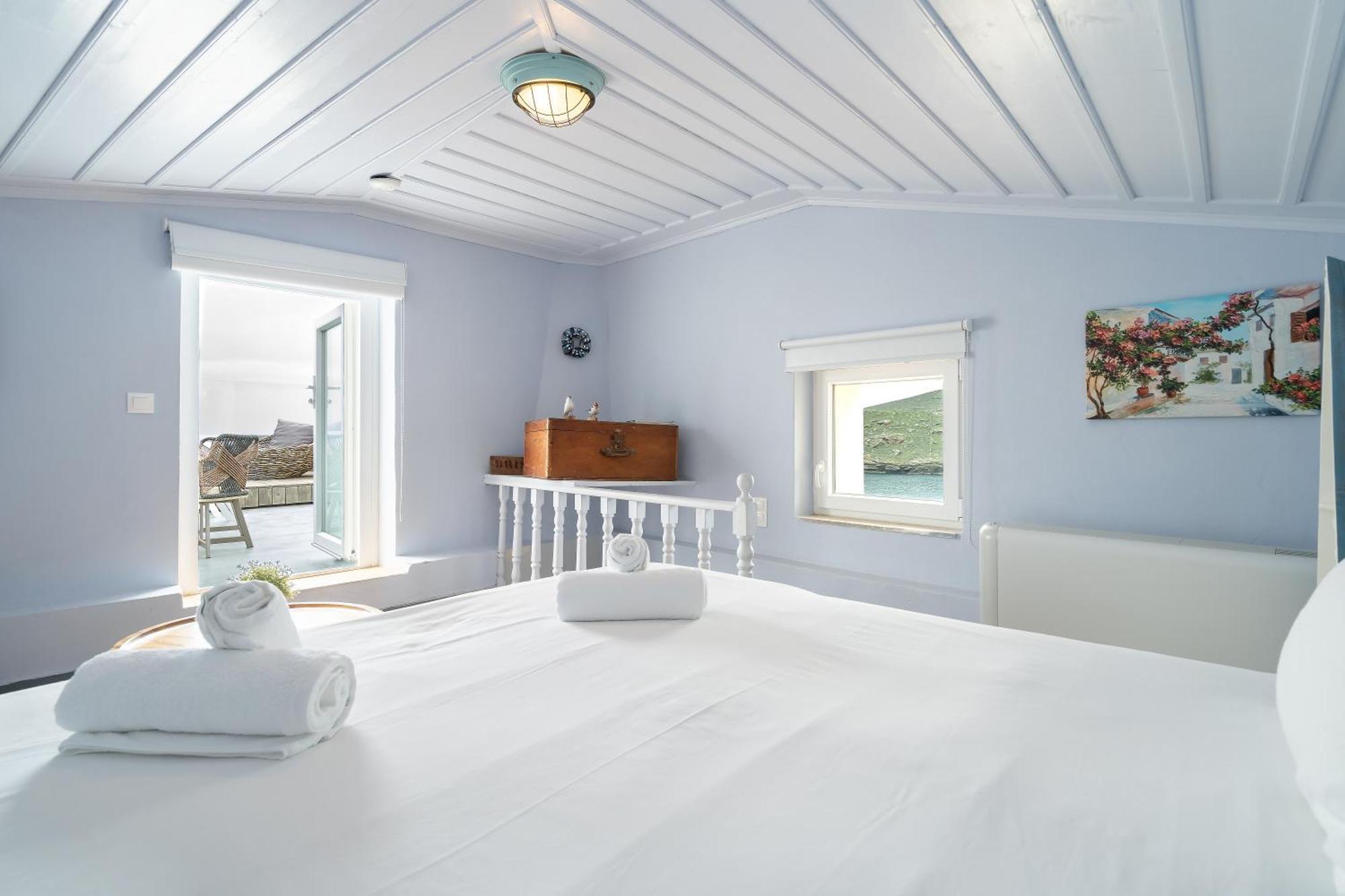 Castel Abaso Boutique Apartments By Explore Andros Экстерьер фото