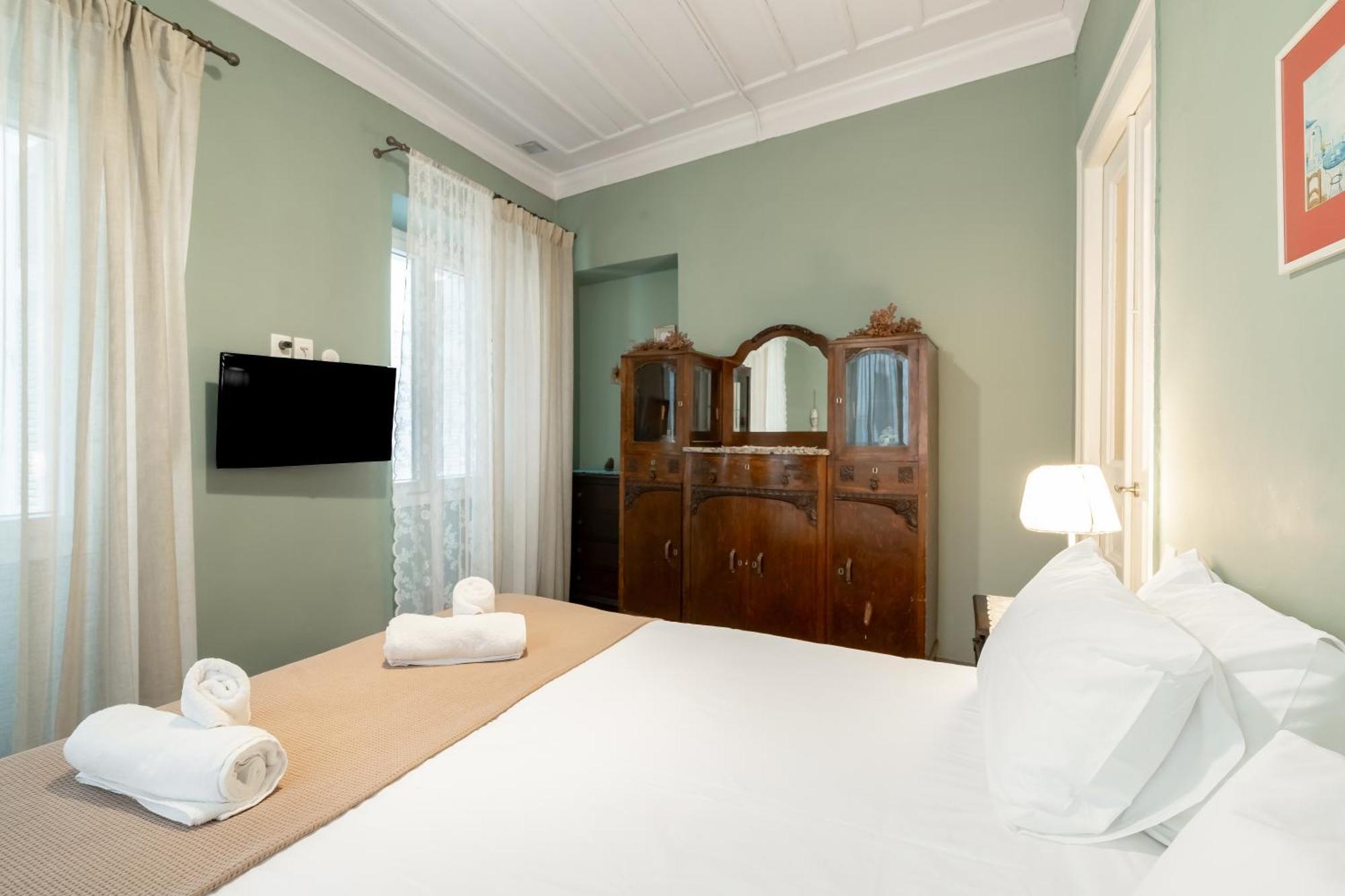 Castel Abaso Boutique Apartments By Explore Andros Экстерьер фото