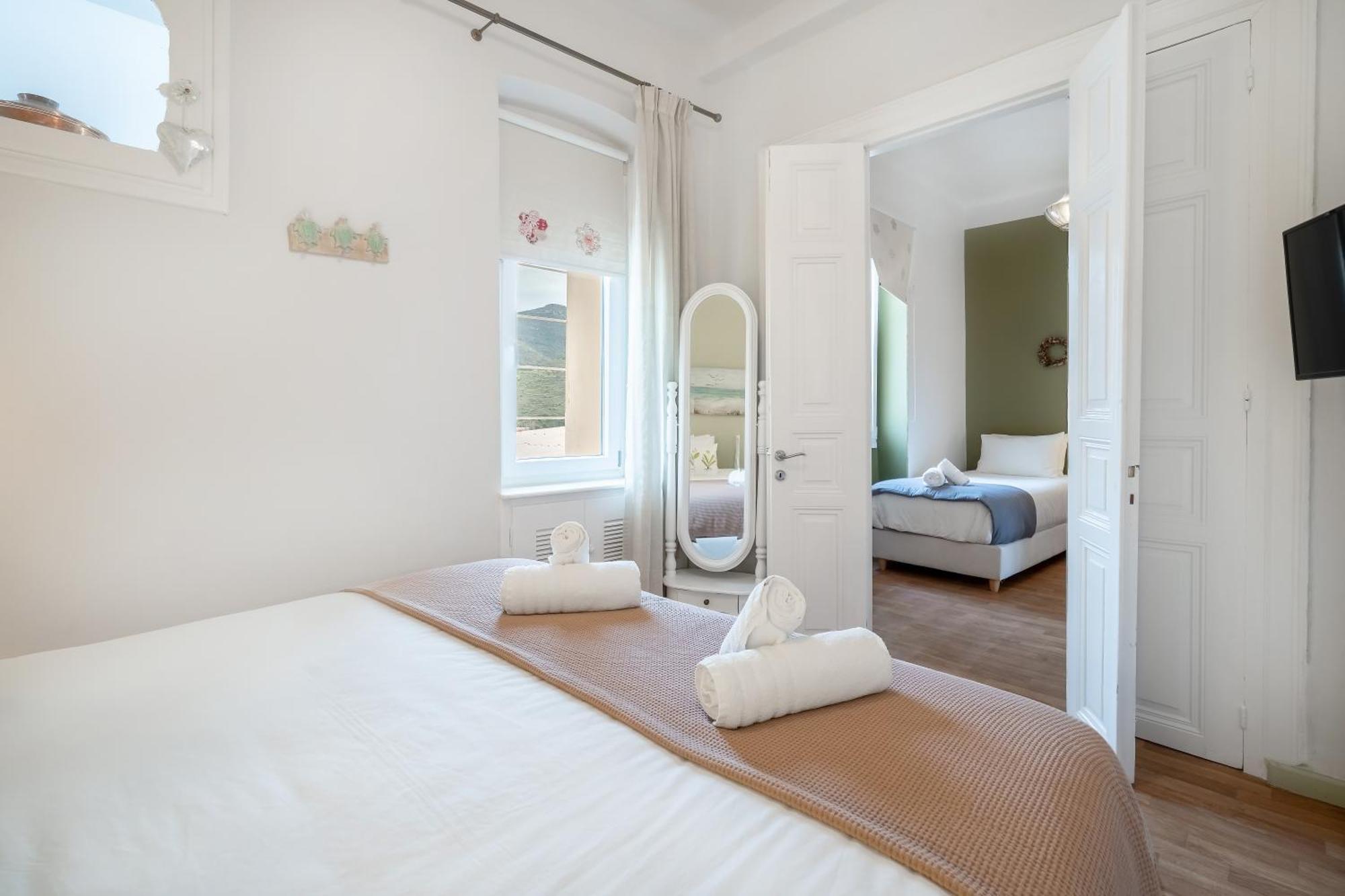 Castel Abaso Boutique Apartments By Explore Andros Экстерьер фото