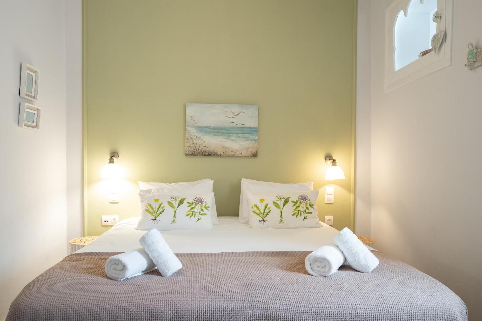 Castel Abaso Boutique Apartments By Explore Andros Экстерьер фото