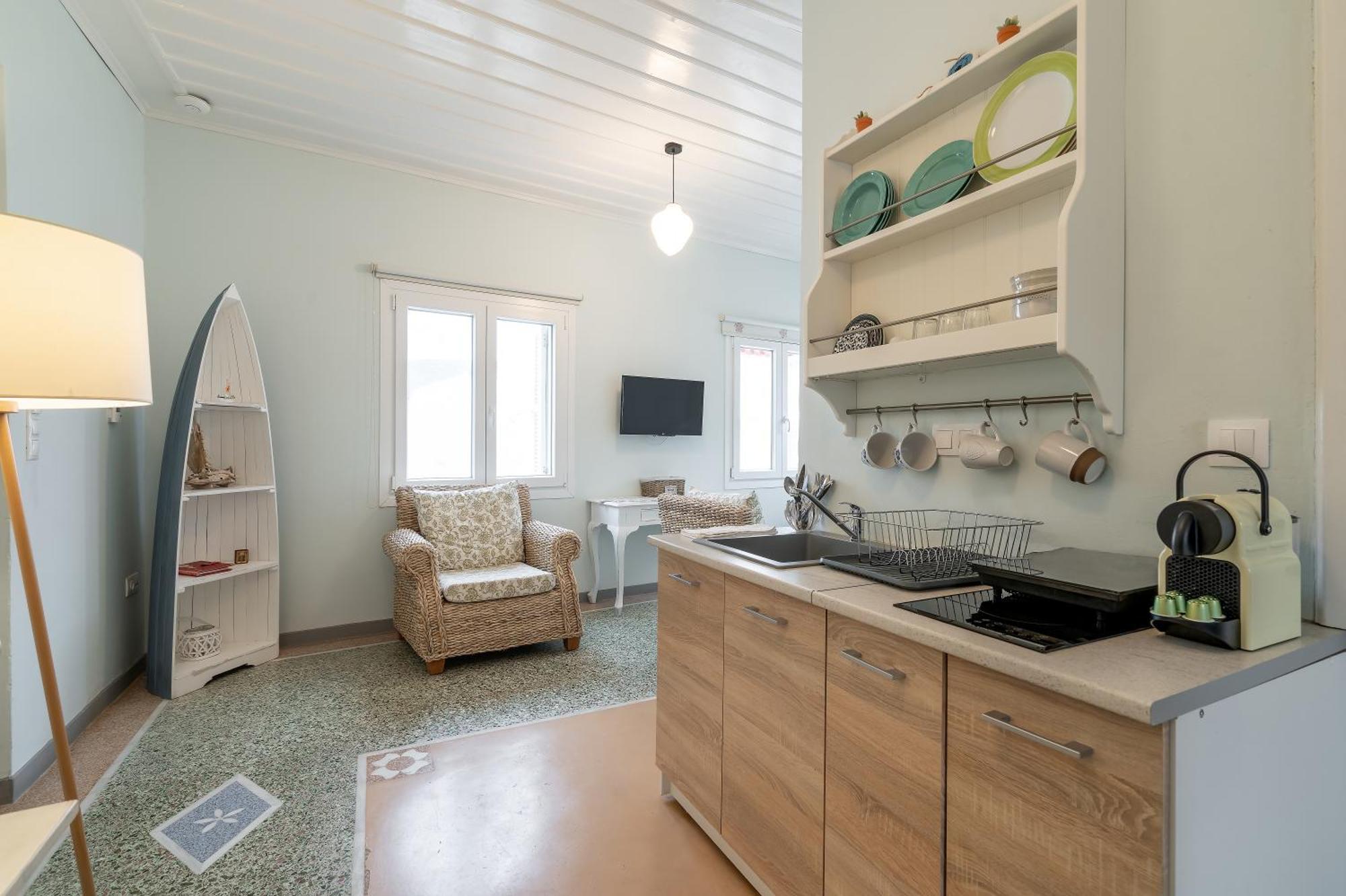 Castel Abaso Boutique Apartments By Explore Andros Экстерьер фото