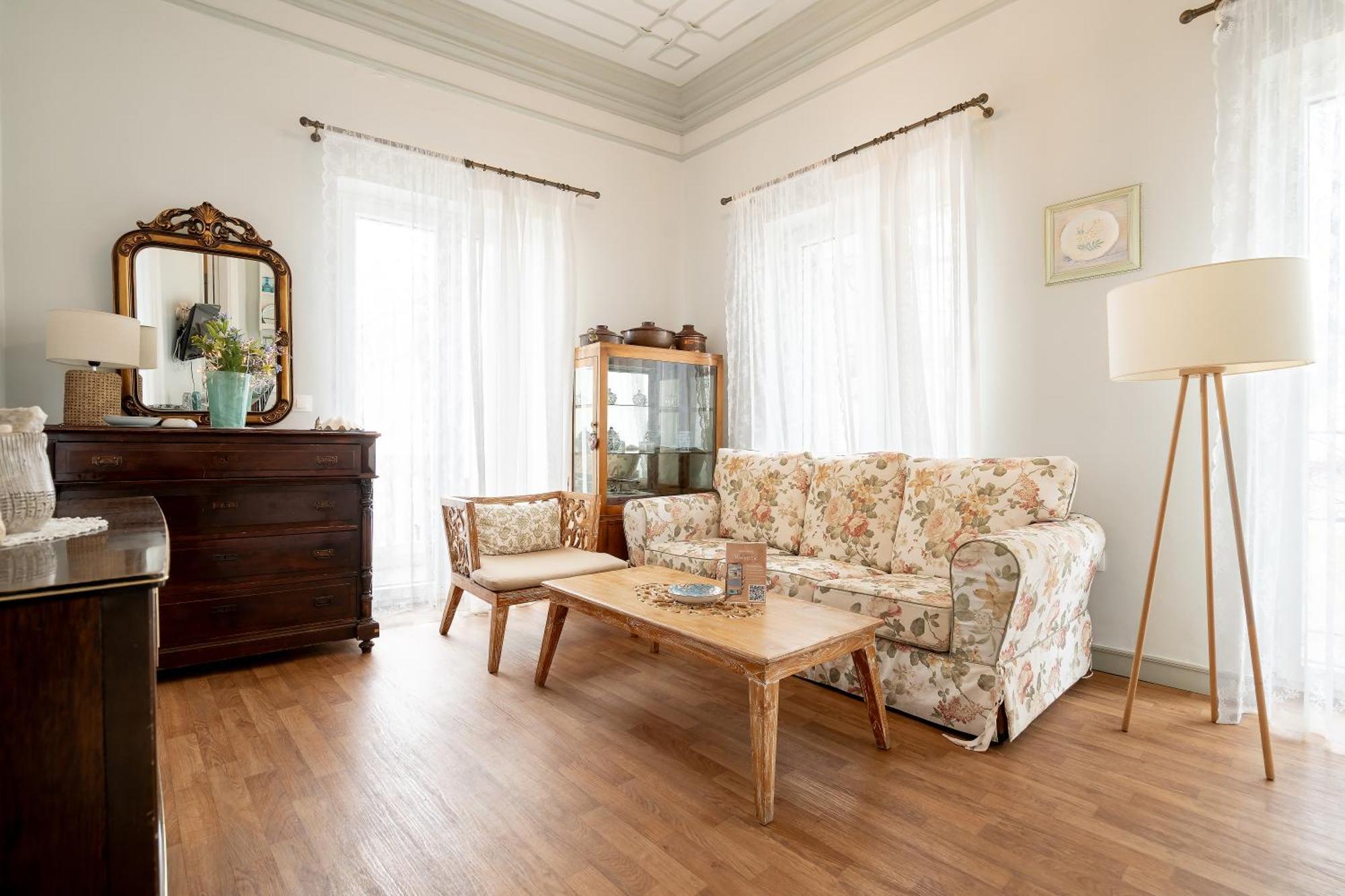 Castel Abaso Boutique Apartments By Explore Andros Экстерьер фото