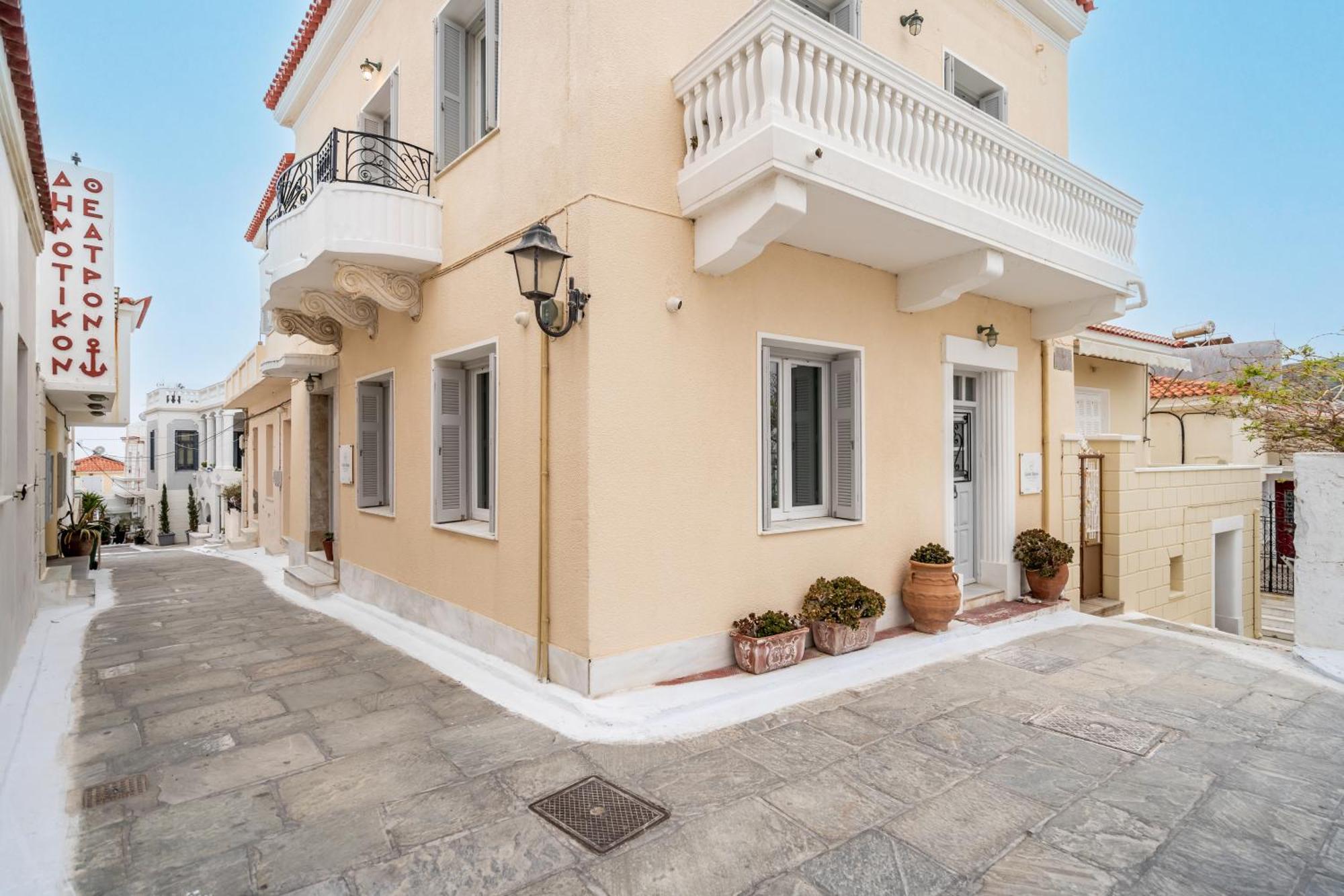 Castel Abaso Boutique Apartments By Explore Andros Экстерьер фото